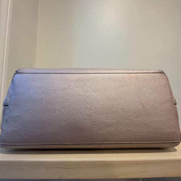 ✨ Coach Taylor Tote | Pink Metallic Pebble Leather ✨ - Picture 6 of 12